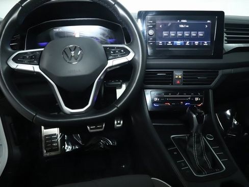 Used 2025 Volkswagen Jetta Sport image 26