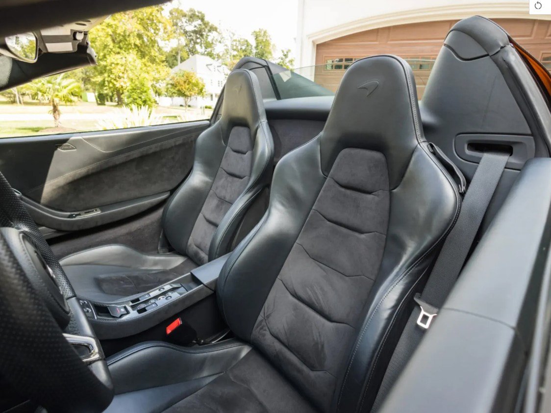 Used 2013 McLaren MP4-12C Spider RWD image 4