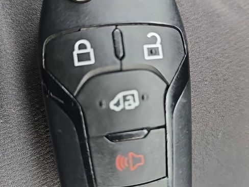 Used 2022 Ford Transit 350 XLT image 44