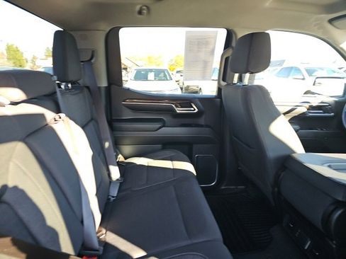 Used 2023 GMC Sierra 1500 Elevation image 14