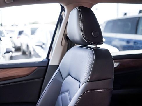 New 2026 Volkswagen Atlas SE image 12