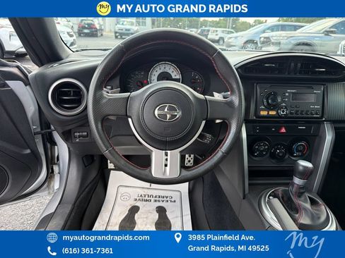 Used 2013 Scion FR-S RWD image 13