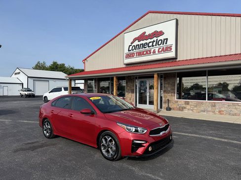 Used 2021 Kia Forte LXS FWD image 2
