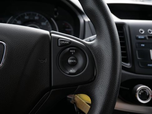 Used 2016 Honda CR-V LX image 29