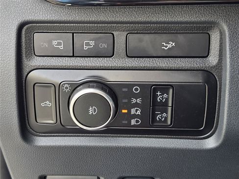 Used 2023 Ford F250 Lariat w/ Lariat Ultimate Package AWD/4WD image 20