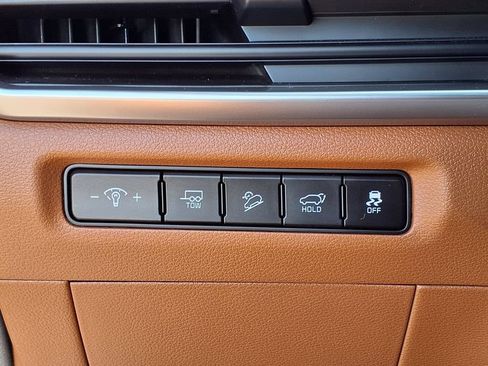 Used 2024 Kia Telluride EX X-Line AWD/4WD image 32