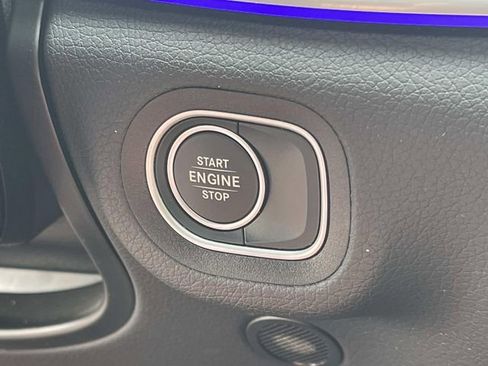 Used 2025 Mercedes-Benz GLE 450e 4MATIC image 39