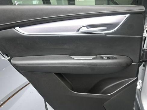Used 2019 Cadillac XT5 Premium Luxury AWD/4WD image 23