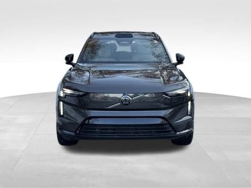 Certified 2025 Volvo EX90 Plus image 3