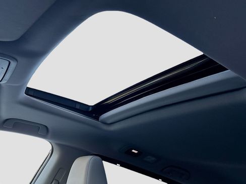 Used 2024 Honda Odyssey EX-L image 21