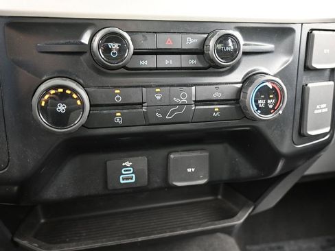 Used 2025 Ford F250 XLT image 24