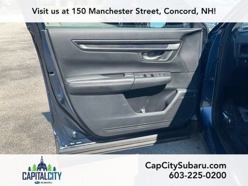Used 2025 Honda CR-V EX image 9