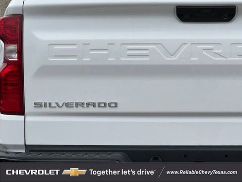 New 2026 Chevrolet Silverado 1500 Custom Trail Boss w/ LPO, Dark Essentials Package AWD/4WD image 6
