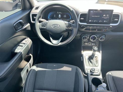 New 2026 Hyundai Venue SEL image 16