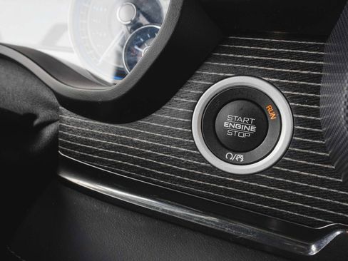 Used 2020 RAM 1500 Limited image 23