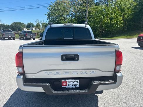 Used 2023 Toyota Tacoma SR w/ SR Convenience Package RWD image 4