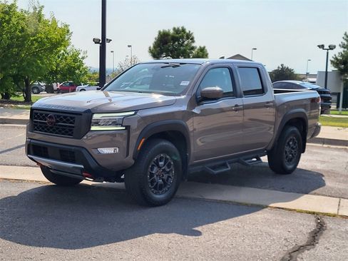 Used 2023 Nissan Frontier PRO-4X w/ Pro-4X Premium Package image 9