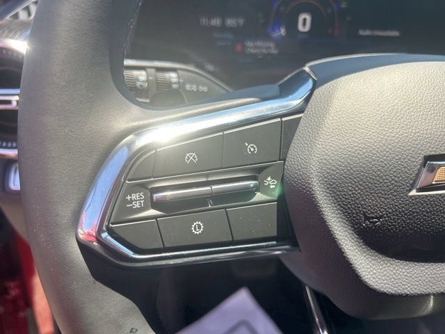 New 2026 Chevrolet Equinox LT w/ Convenience Package II FWD image 18