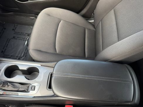 Used 2023 Chevrolet Malibu LT image 14