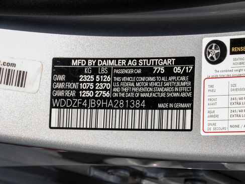 Used 2017 Mercedes-Benz E 300 image 61