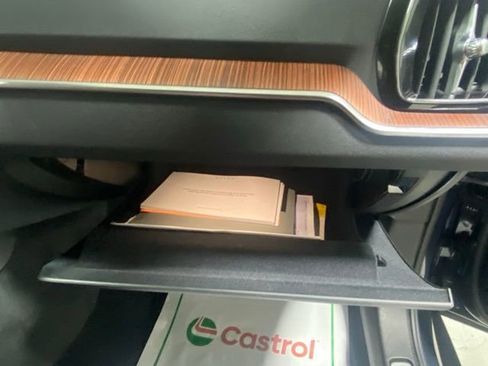 Certified 2025 Volvo V60 B5 Cross Country Plus image 30