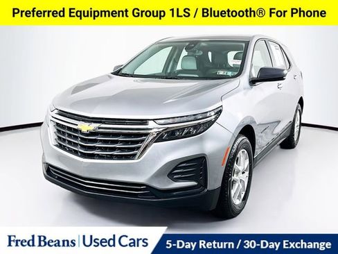 Used 2023 Chevrolet Equinox LS AWD/4WD image 3