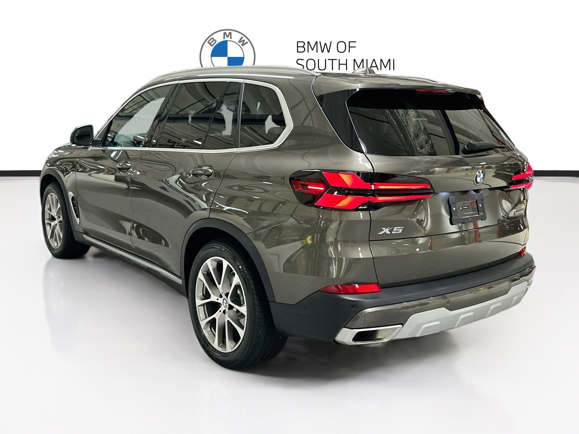 Certified 2026 BMW X5 xDrive40i AWD/4WD image 5