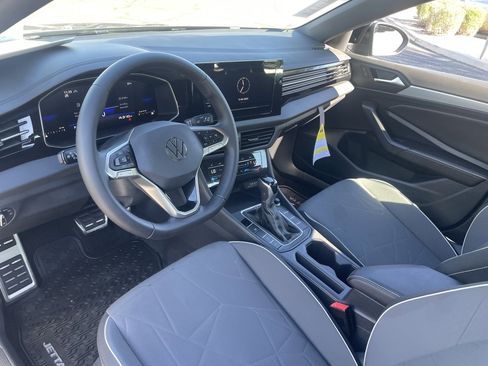 Certified 2025 Volkswagen Jetta Sport image 16