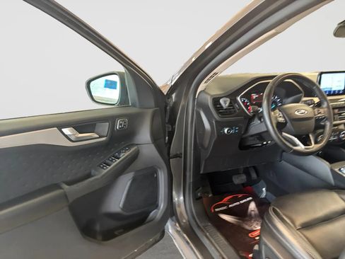 Used 2020 Ford Escape SEL AWD/4WD image 11