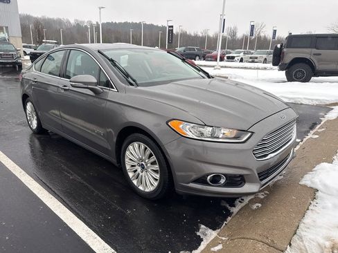 Used 2014 Ford Fusion Energi Titanium image 2