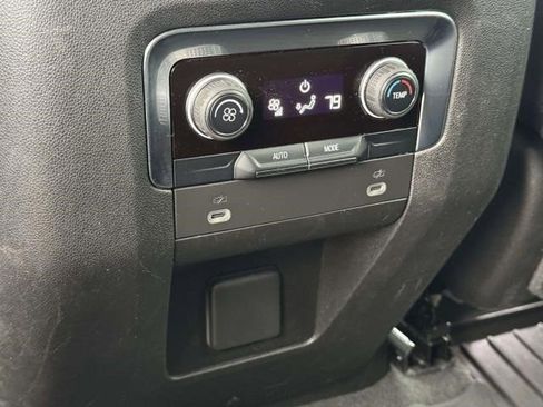 Used 2023 Chevrolet Suburban LS image 17