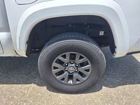 Used 2023 Toyota Tacoma SR5 RWD image 23