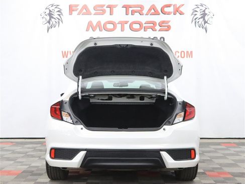 Used 2019 Honda Civic EX image 6