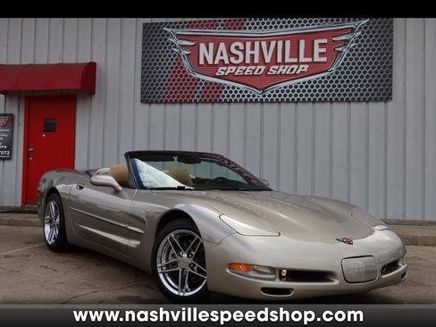 Used 1999 Chevrolet Corvette Convertible w/ Memory Pkg image 1