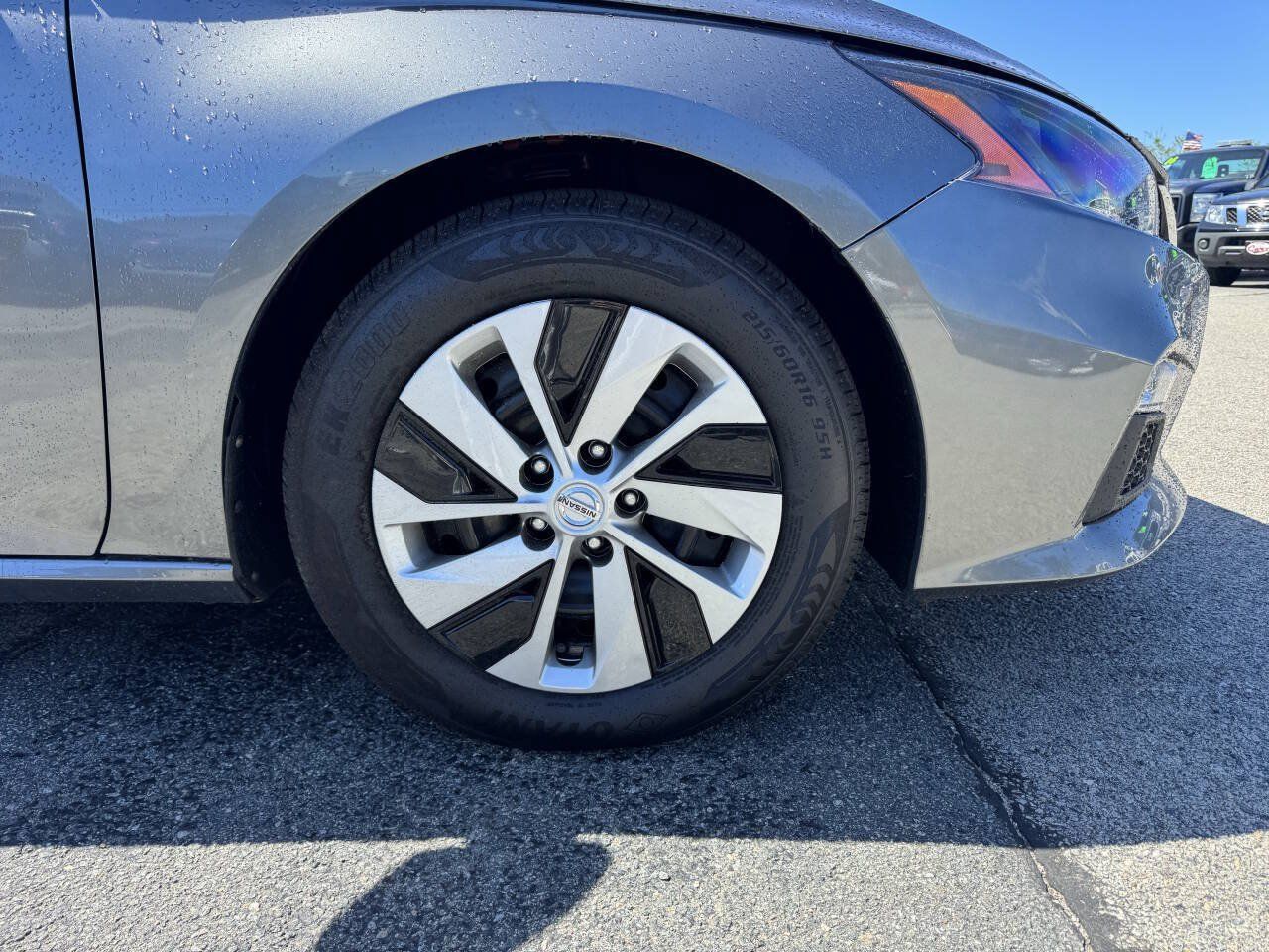 Used 2022 Nissan Altima 2.5 S FWD image 12