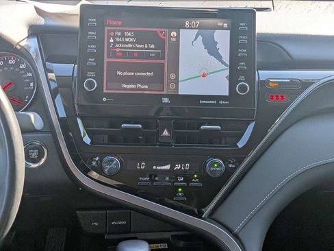 Used 2024 Toyota Camry XSE FWD image 16