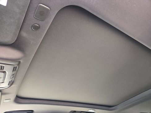 Used 2021 GMC Yukon XL Denali w/ Denali Ultimate Package RWD image 27