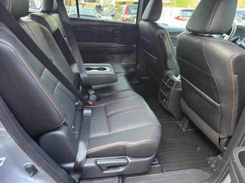 Used 2022 Honda Passport TrailSport image 14