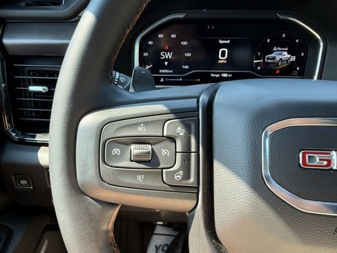 Used 2024 GMC Sierra 1500 AT4 w/ AT4 Preferred Package AWD/4WD image 29