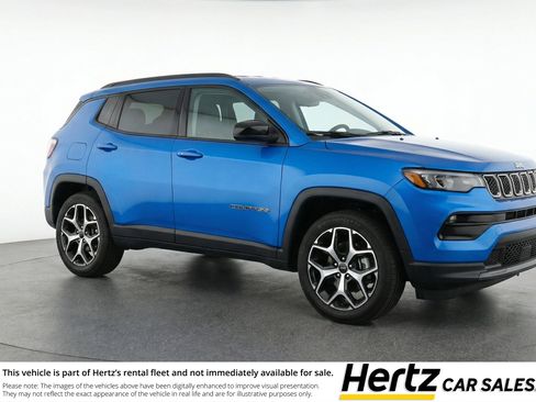 Used 2025 Jeep Compass Limited AWD/4WD image 1