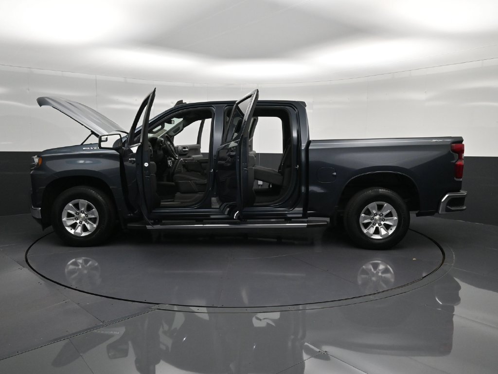 Used 2020 Chevrolet Silverado 1500 LT RWD image 37
