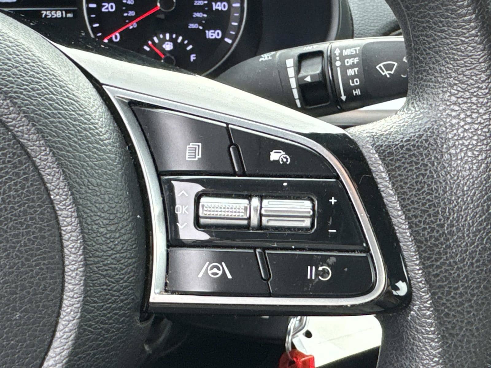 Used 2023 Kia Forte LXS FWD image 30