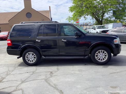 Used 2013 Ford Expedition XLT w/ HD Trailer Tow Pkg AWD/4WD image 14