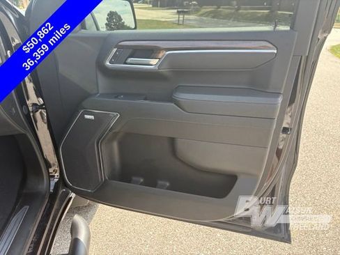 Used 2025 Chevrolet Silverado 1500 LT Trail Boss w/ Convenience Package II AWD/4WD image 30