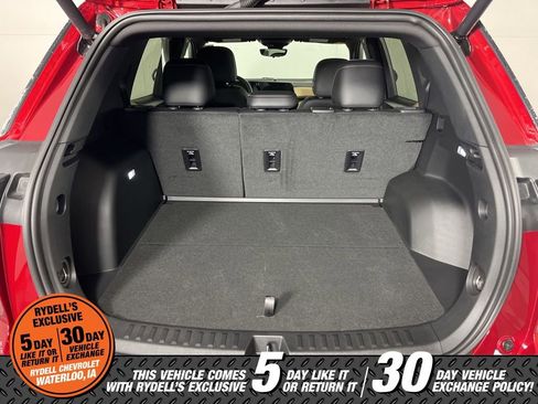 Certified 2025 Chevrolet Equinox ACTIV w/ Safety and Technology Package image 24