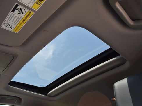 Used 2021 Honda CR-V EX-L image 11