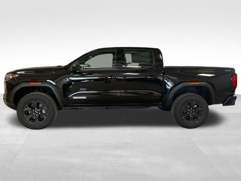 New 2025 GMC Canyon Elevation w/ Convenience Package image 8