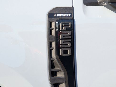 New 2026 Ford F250 Lariat w/ Black Appearance Package image 48
