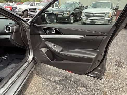Used 2016 Nissan Maxima 3.5 SV FWD image 25
