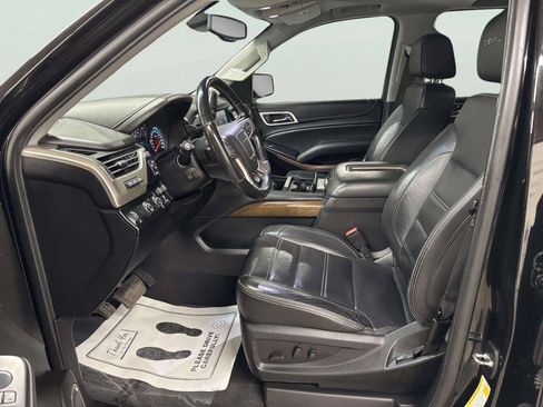 Used 2019 GMC Yukon XL Denali w/ Open Road Package AWD/4WD image 16
